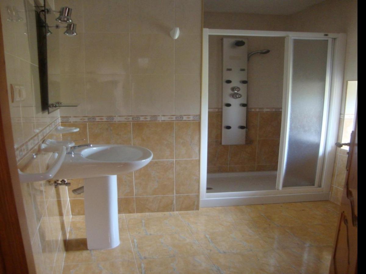 House 3 Bedrooms 3473 무히아 외부 사진